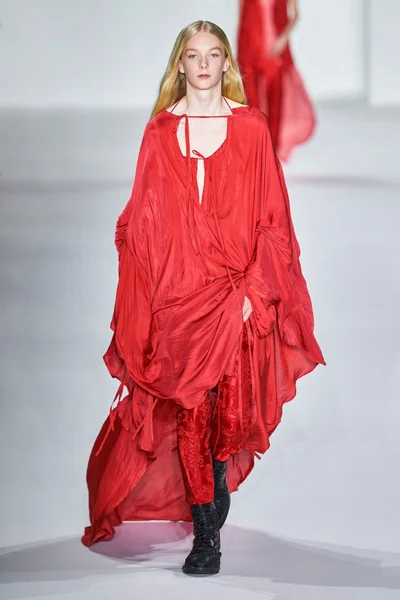 Look 4